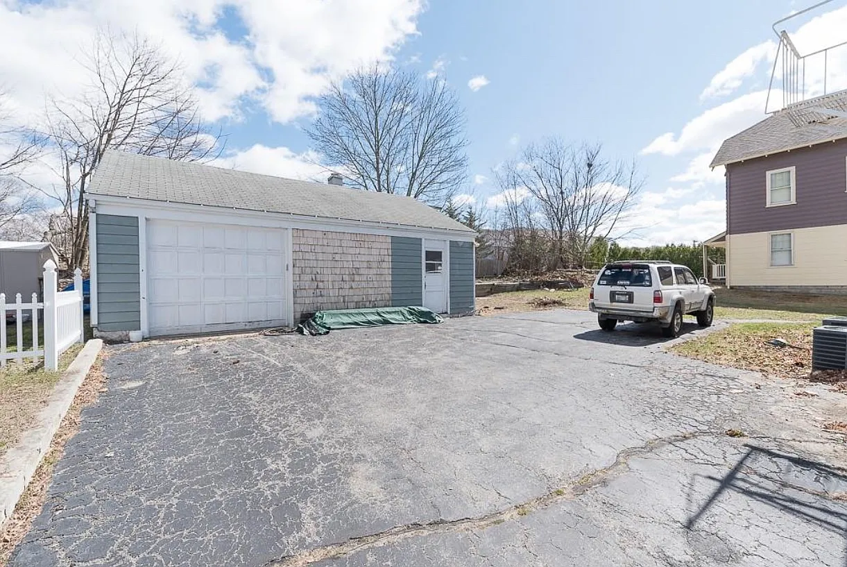 2 bed, 1250 sqft, $850 — Photo 4