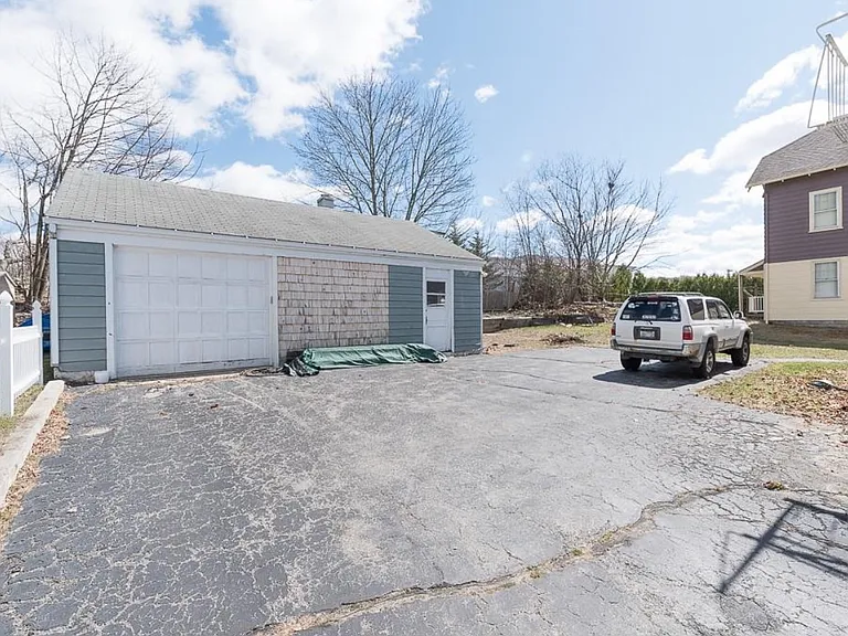 53 Dana St #2 — Photo 4
