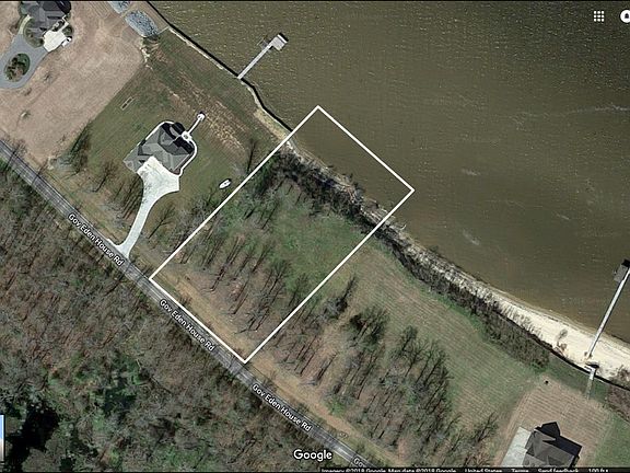 160 ft. of  Waterfront!