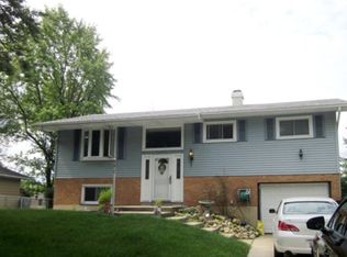 21W331 Drury Ln, Lombard, IL 60148