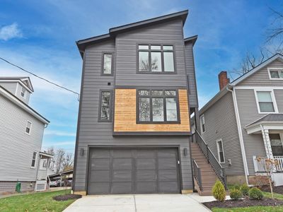 3706 Hyde Park Ave, Cincinnati, OH, 45209