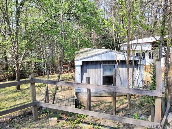 71 Cimmarron Trl, Bracey, VA 23919