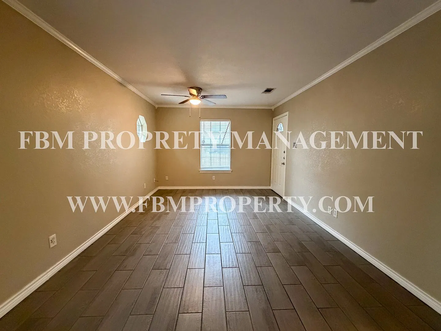 2 bed, 1.0 bath, 1000 sqft, $1,250 — Photo 2