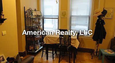 1st image of 1353 N Ashland Ave APT 2E