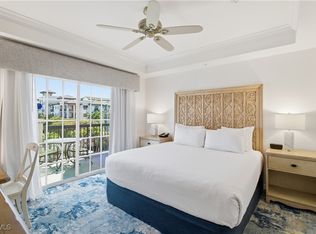 221 9th St S #403, Naples, FL 34102