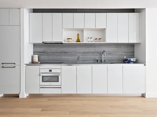 1 Wall St APT 624, New York, NY 10005
