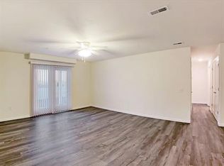 2805 Shan Dr, Belleville, IL 62226