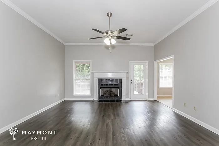 8747 Rolling Hills Dr — Photo 4