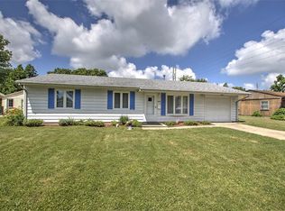 3961 N Newcastle Dr, Decatur, IL 62526