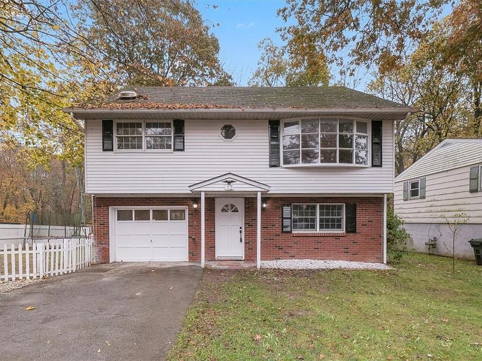 1st image of 12 Forest Drive