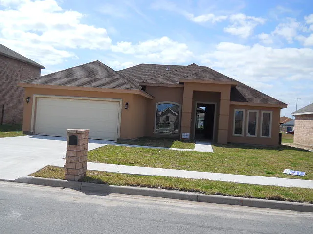7586 Cedar Ave