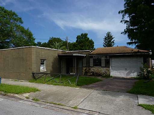 1st image of 1910 W 13th St