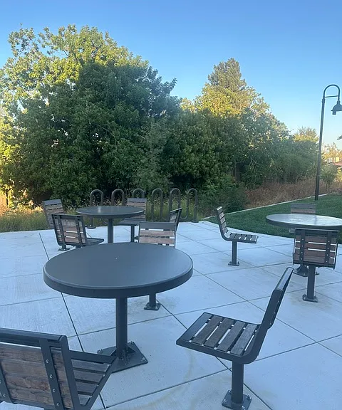 481 Sanchez Ct — Photo 37