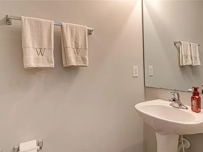 3030 Kensington Pl — Photo 1