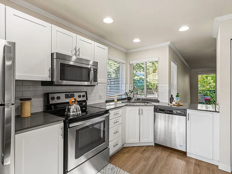 Hidden River Townhomes — Photo 31
