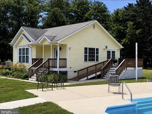 3321 Horn Rd, Huntingtown, MD 20639