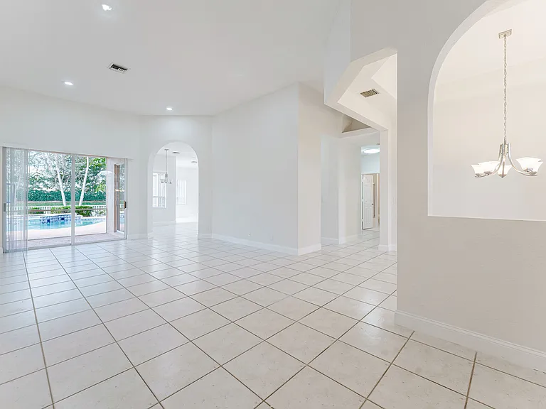 12630 Torbay Dr — Photo 24