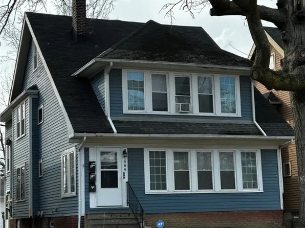 1668 Coventry Rd, Cleveland Heights, OH 44118