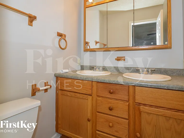 4030 Harmony Dr — Photo 8