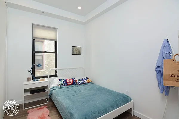 Rented by MySpaceNYC | media 4
