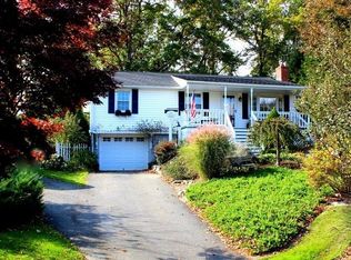 10 Chestnut Dr, Webster, MA 01570