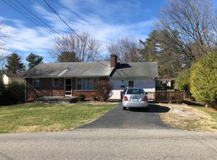 1313 Giles Rd, Blacksburg, VA 24060