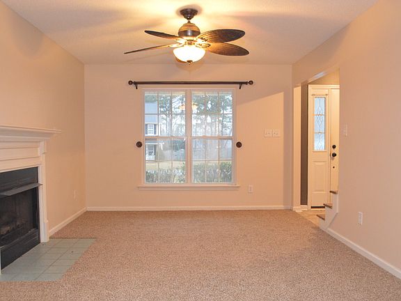 4th image of 203 Reef Ln