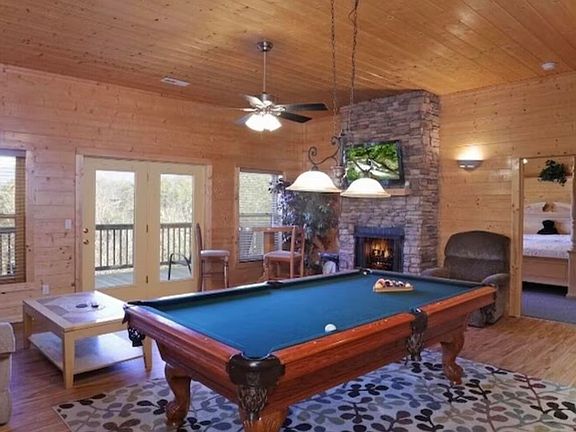 17th image of 909 Fawn Hollow Trl