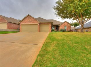 7025 Cherokee Lndg, Warr Acres, OK 73132