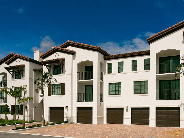 Garage and storage units available