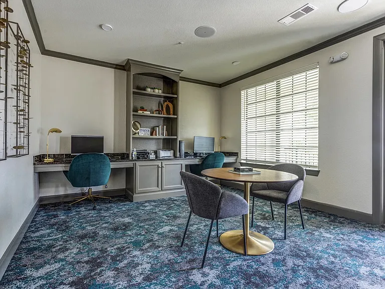Creekside Vue Apartments — Photo 18