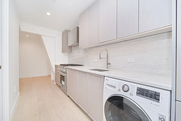 Rented by Compass | media 44