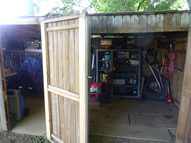 16 X 8 storage shed