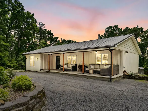 1314 Snyder Loop, Graysville, TN 37338