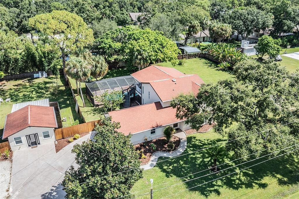 9517 W Flora St, Tampa, FL 33615 | Zillow