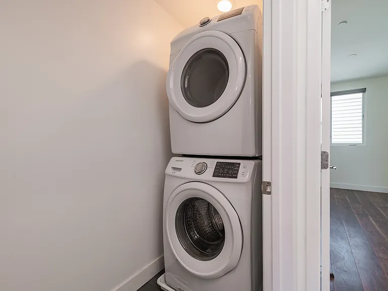 6016 W Beachwood Ln — Photo 38