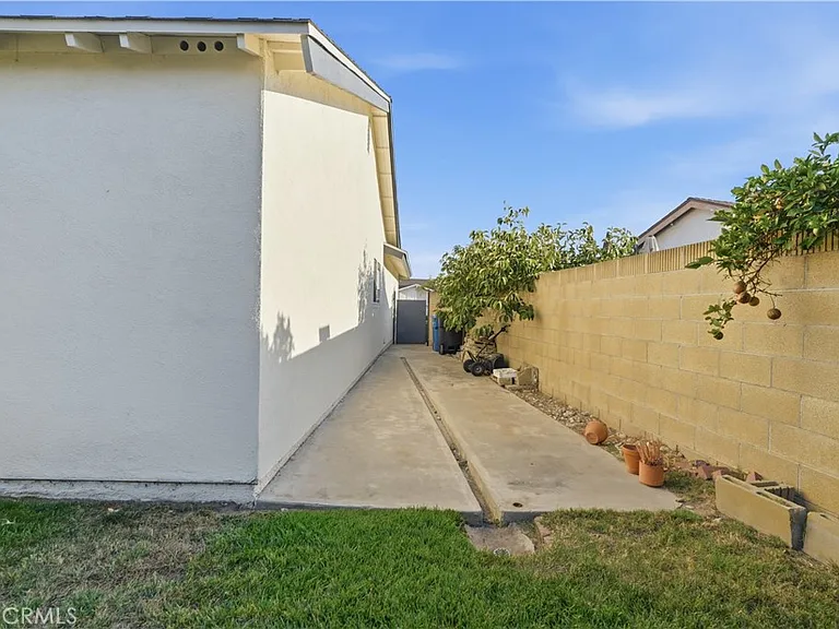12353 Cantrece Pl — Photo 21