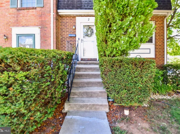 2 Warwick Mill Ct, Cockeysville, MD 21030