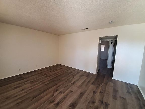 3rd image of 337 Avenida Calandria