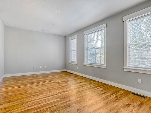 4th image of 3381 Xenia St