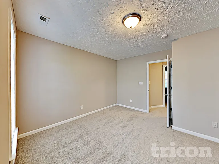 3328 Neptune Dr — Photo 17