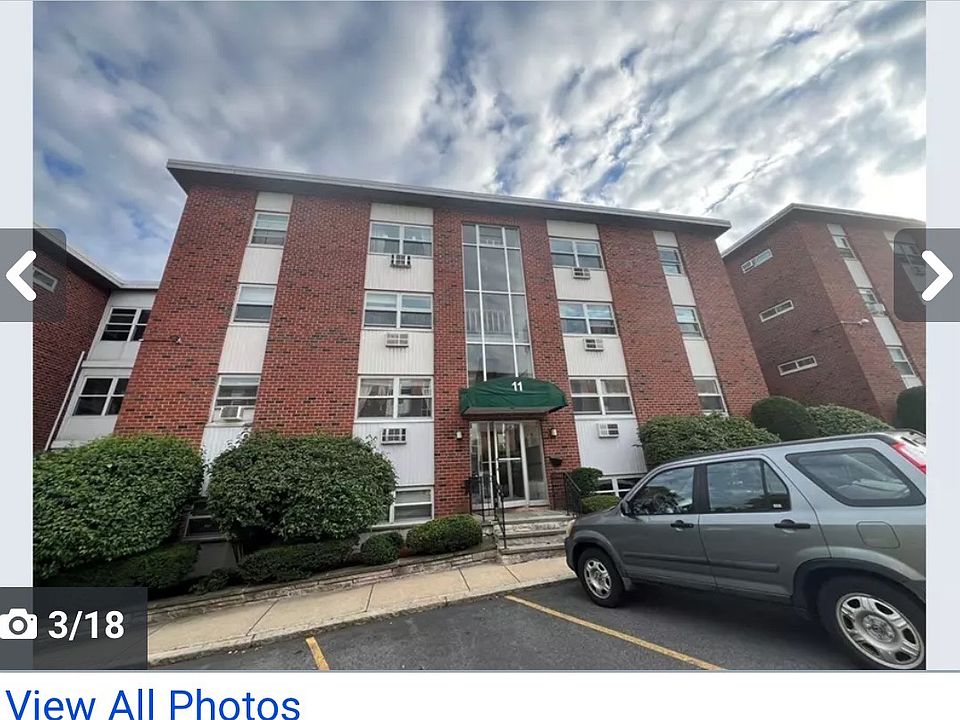 1st image of 11 Commonwealth Ct APT 11