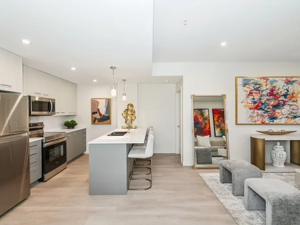 Aspire, 1301 Burnside Rd W, Victoria, BC V8T 2X2