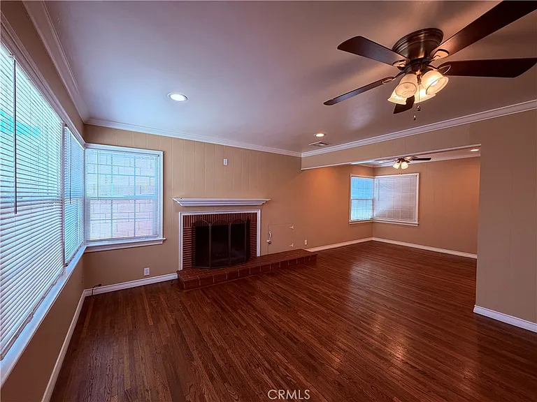 1447 S Valley Center Ave — Photo 6