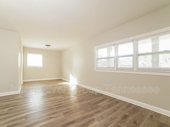 4th image of 4598 Windward Dr
