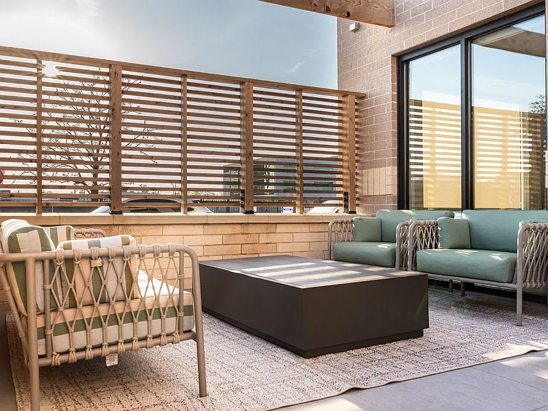 Galewood Residences — Photo 42