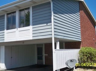 12 Cour Deauville, Palos Hills, IL 60465