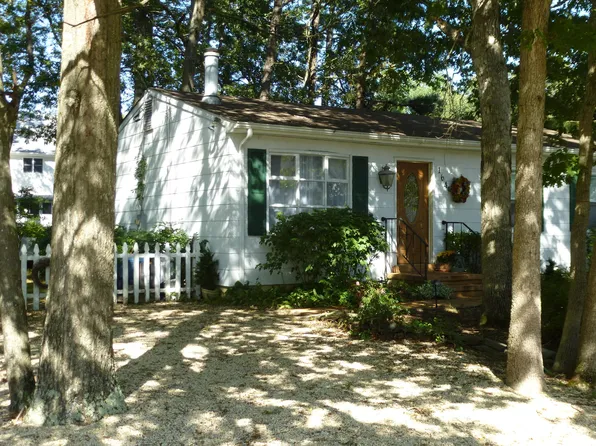 164 Brigantine Rd, Manahawkin, NJ 08050