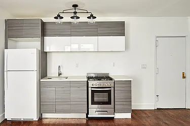 Rented by Venn NY Inc