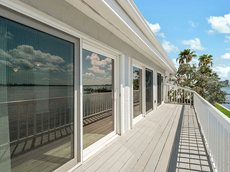 1401 Gulf Blvd #206 — Photo 32